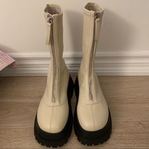 Urban Outfitters UO Zola zip platform boots